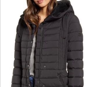Bernardo Packable Puffer Jacket